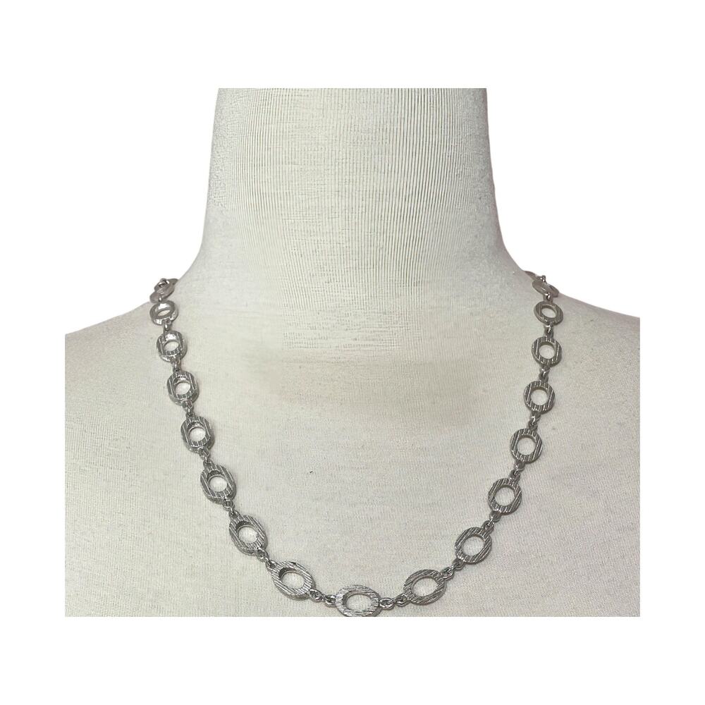 1960s Trifari Silver Tone Trifarium Geometric Oval Link Matinee Length Necklace